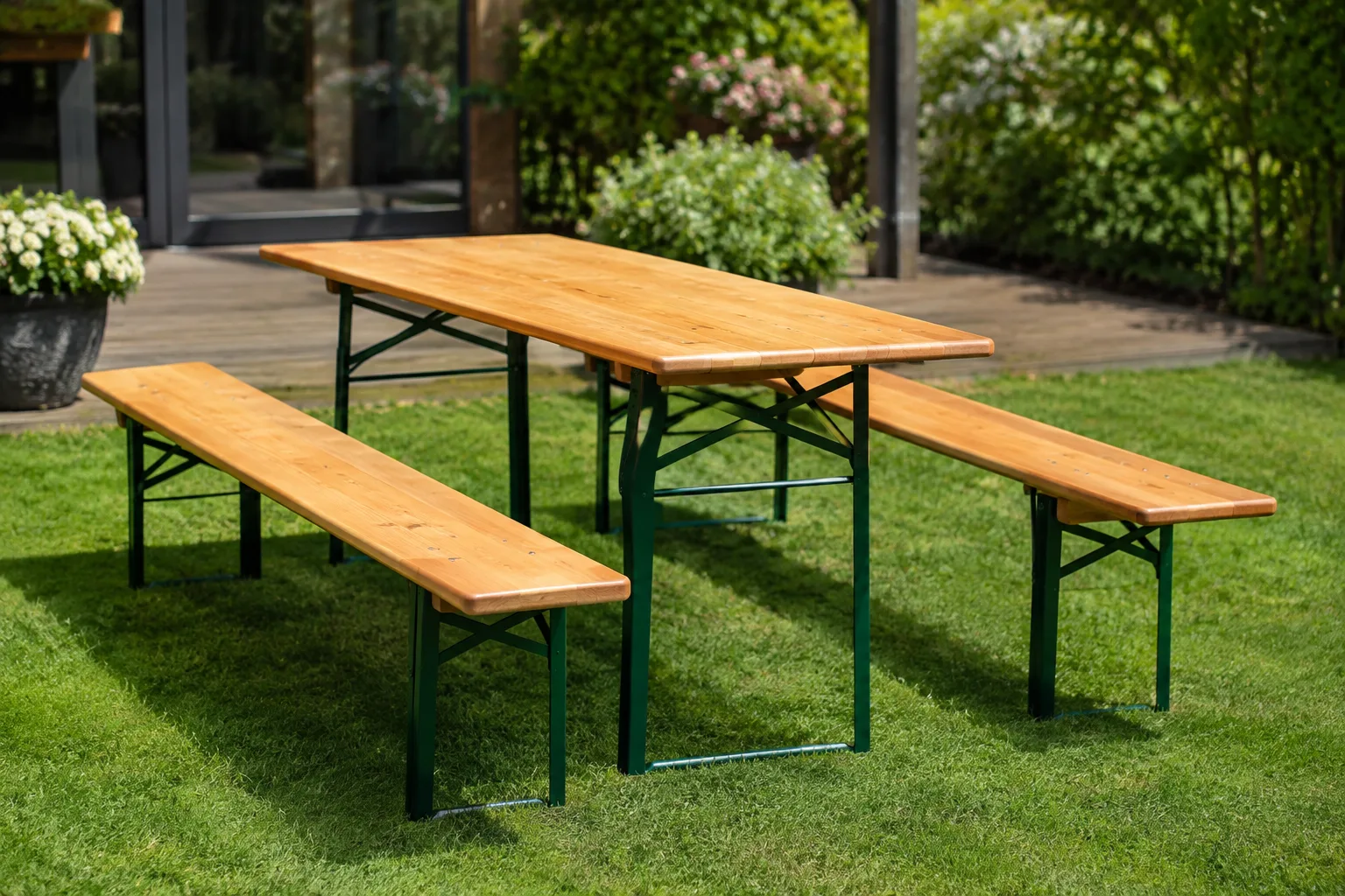 Beste Bierzeltgarnituren fuer den Garten: Komfort, Design und Wettertauglichkeit